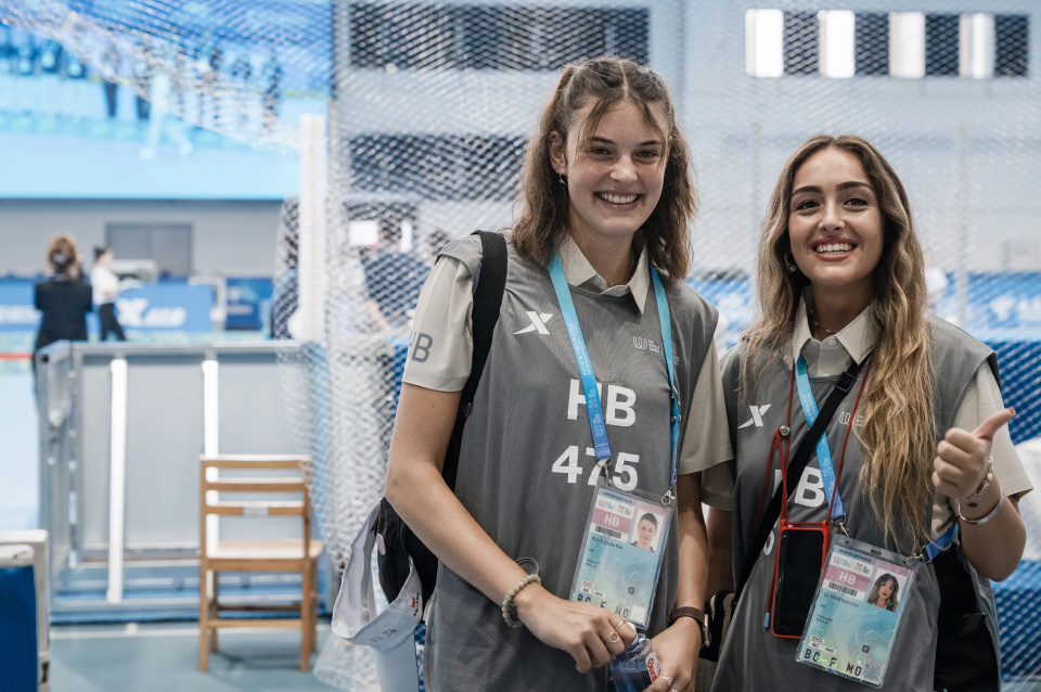 开赛以来便, 球员们配合