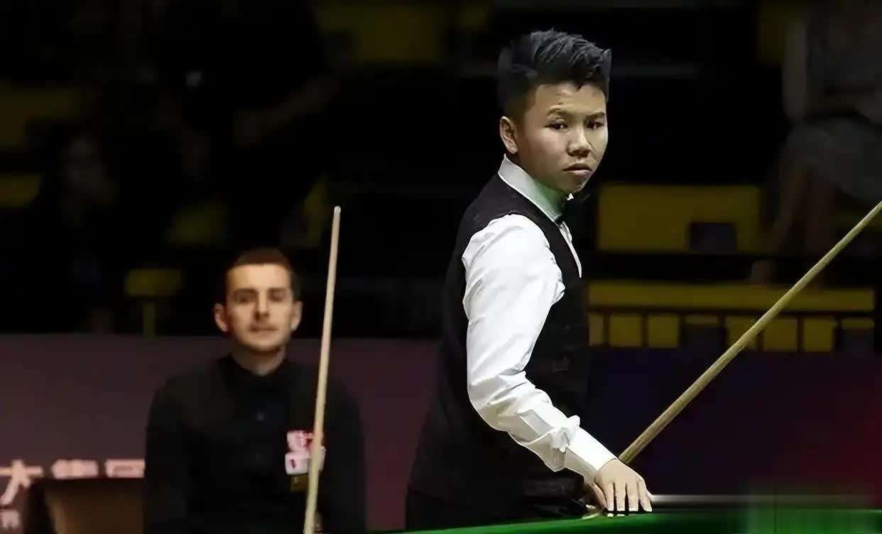 名第五的选, 周跃龙上演