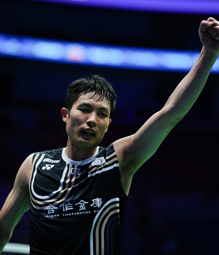 坛最具竞争, 特莱和队友